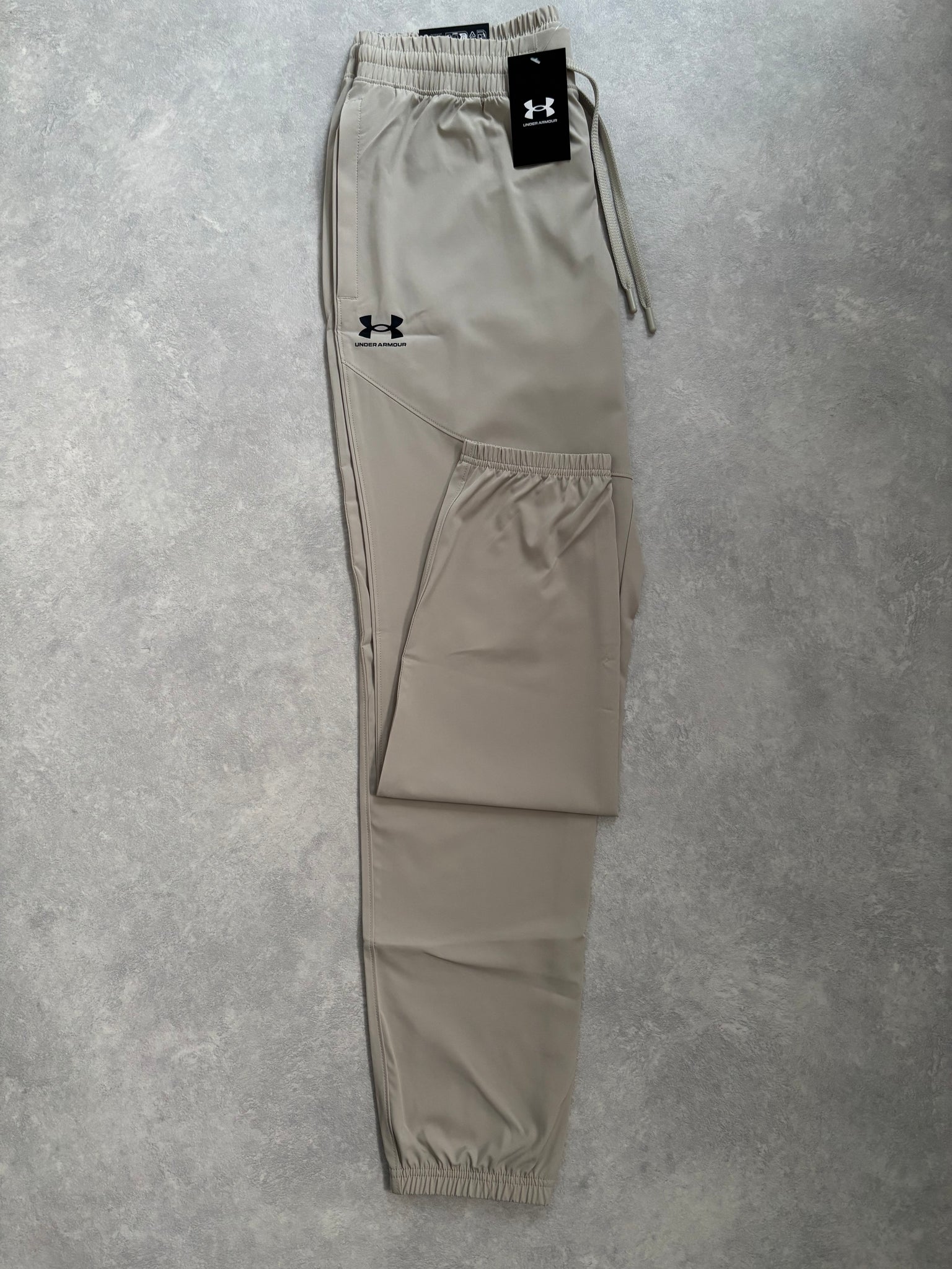 Under Armour Trainingspak Beige