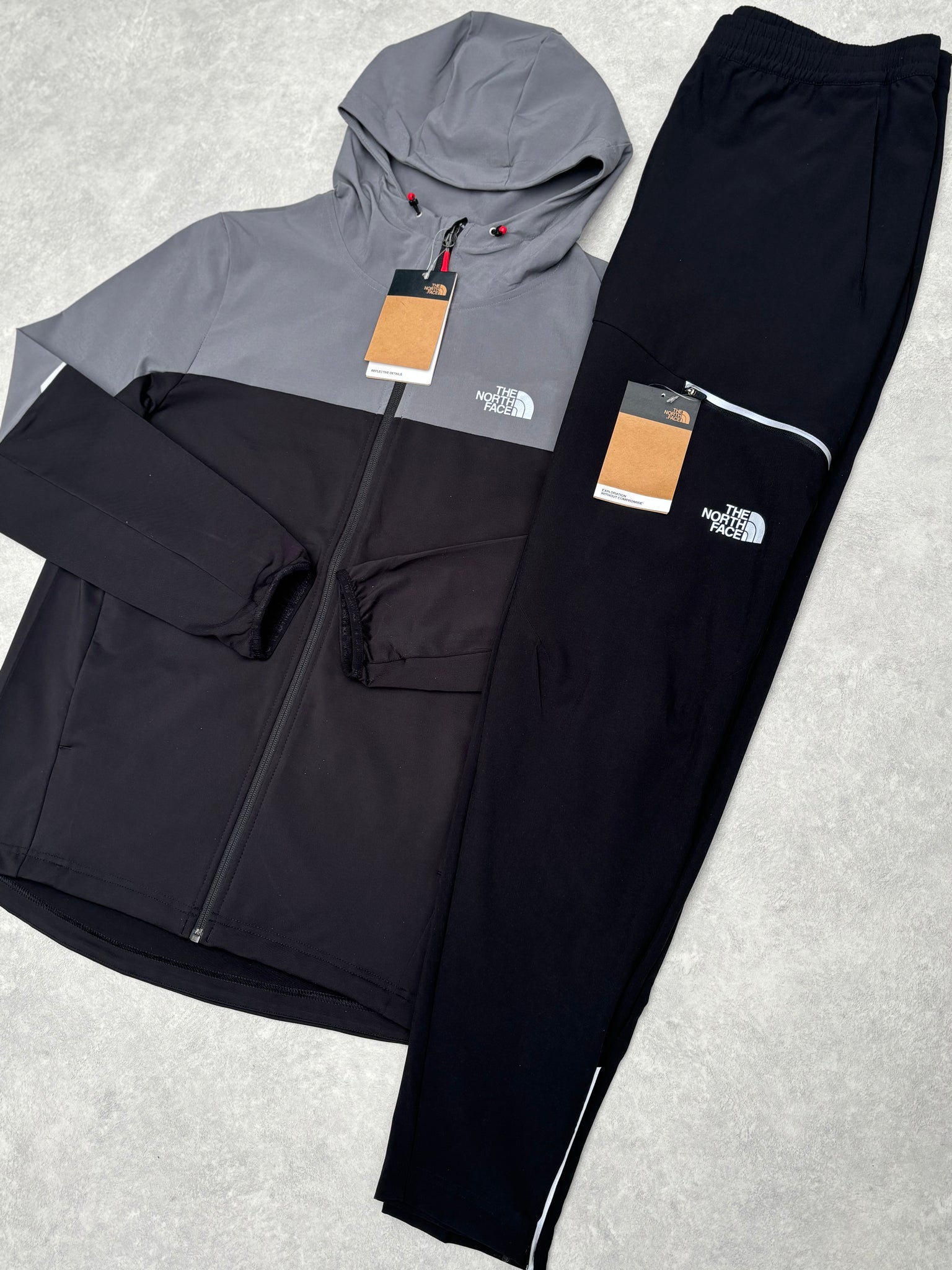 The North Face Trainingspak Zwart/Grijs