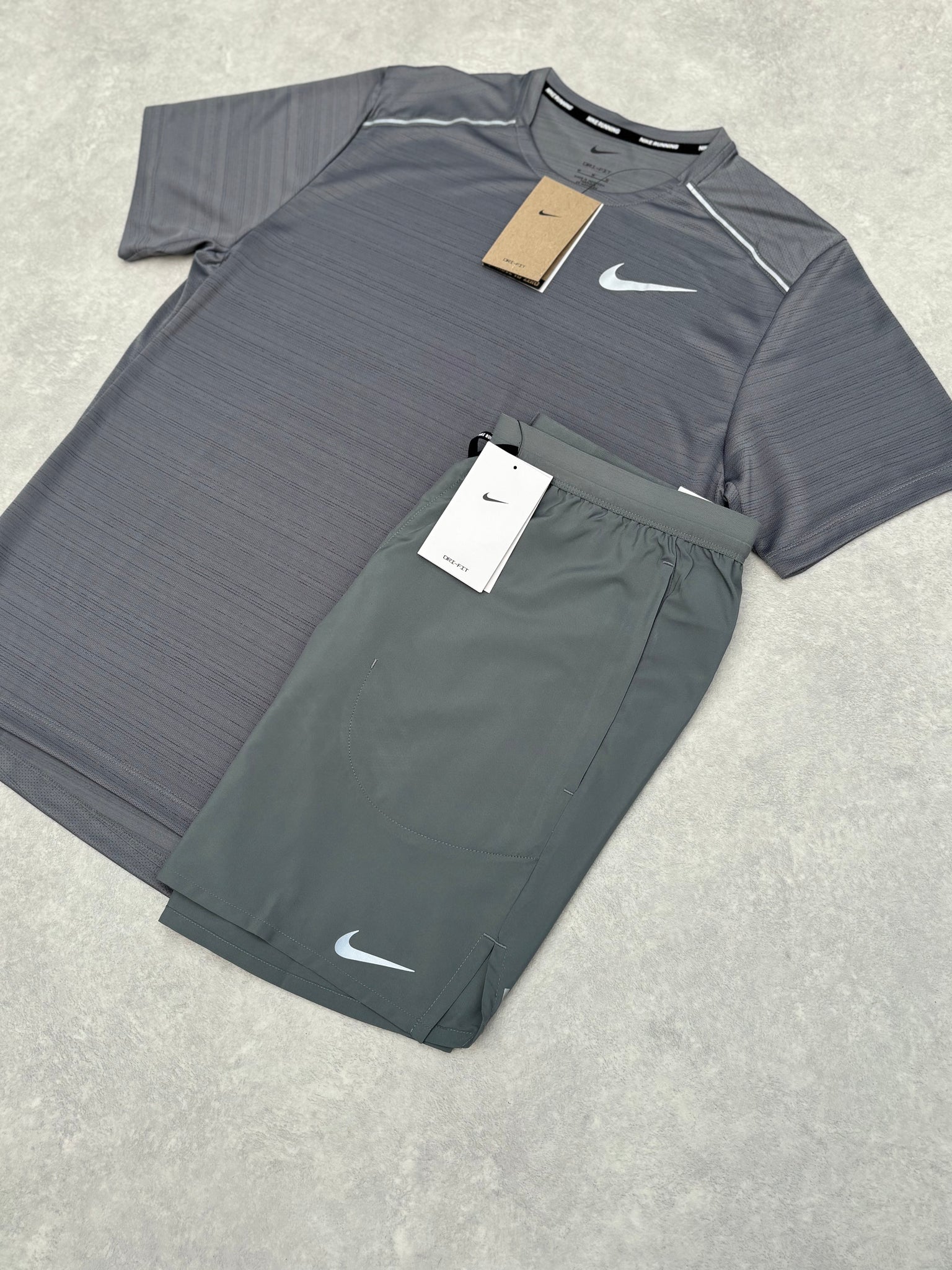 Nike Set Grijs