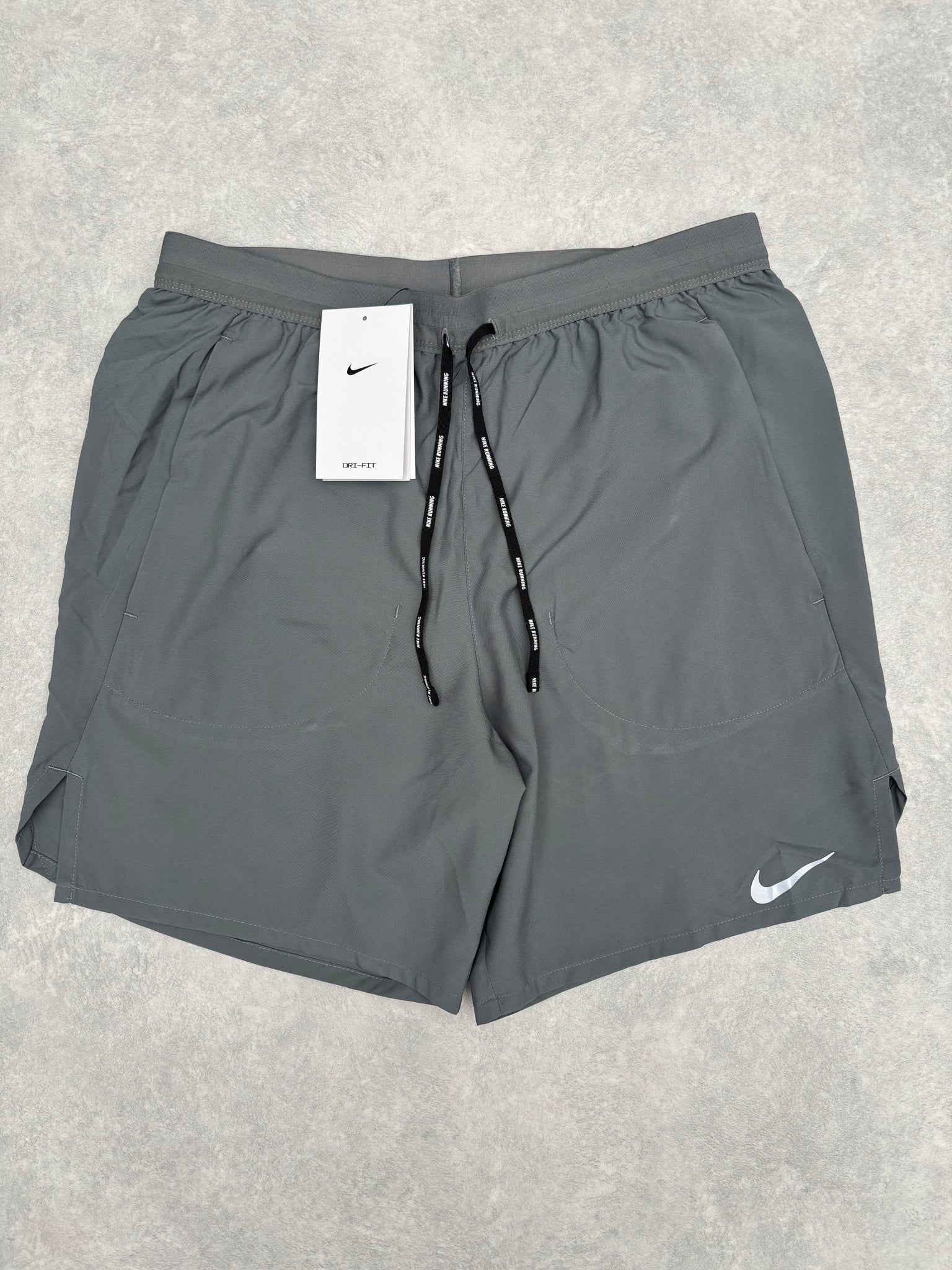Nike Short 7 Inch Grijs